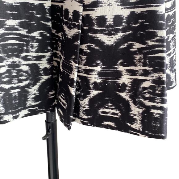 J. CREW Pleated Mini Skirt Womens Sz 8 Black Southwestern Aztec Tribal - Picture 3 of 7